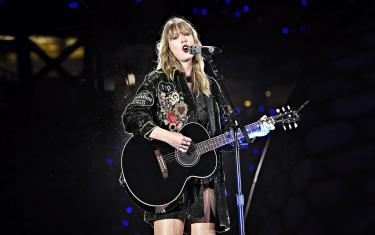 screenshoot for Taylor Swift: Reputation Stadium Tour