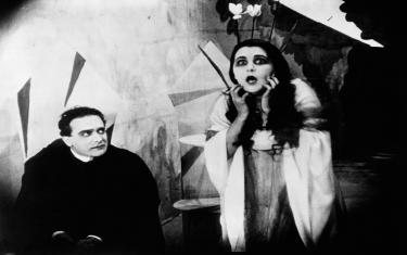 screenshoot for The Cabinet of Dr. Caligari