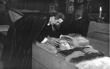 screenshoot for Abbott and Costello Meet Frankenstein