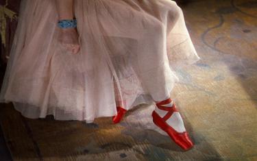 screenshoot for The Red Shoes
