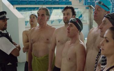 screenshoot for Swimming with Men